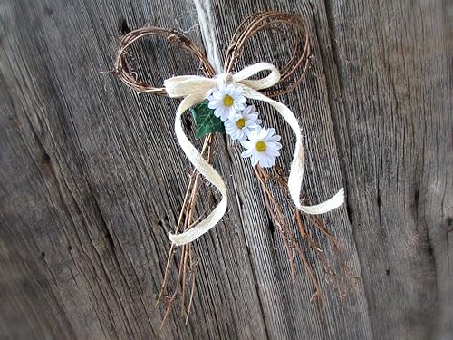 Amazon Com Small White Daisy Twig Wreath For Indoor Windows
