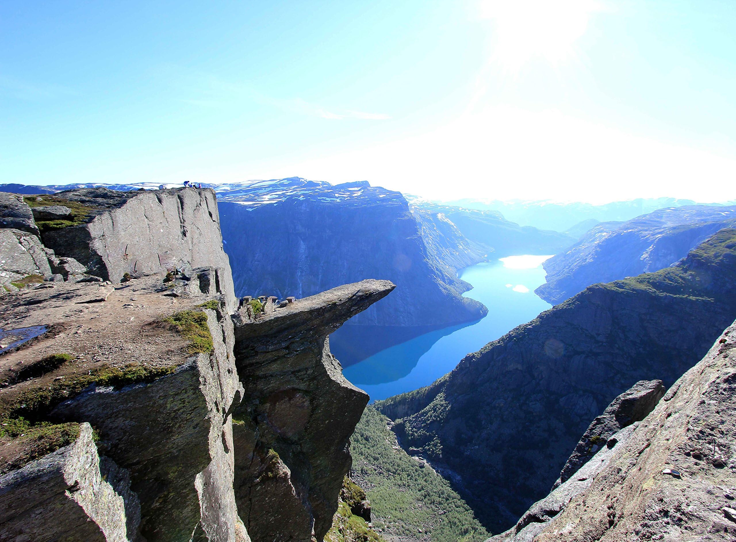 Adult Jigsaw Puzzle Trolltunga Rock Mountain View Scenic Cliffs Norway 500-Pieces