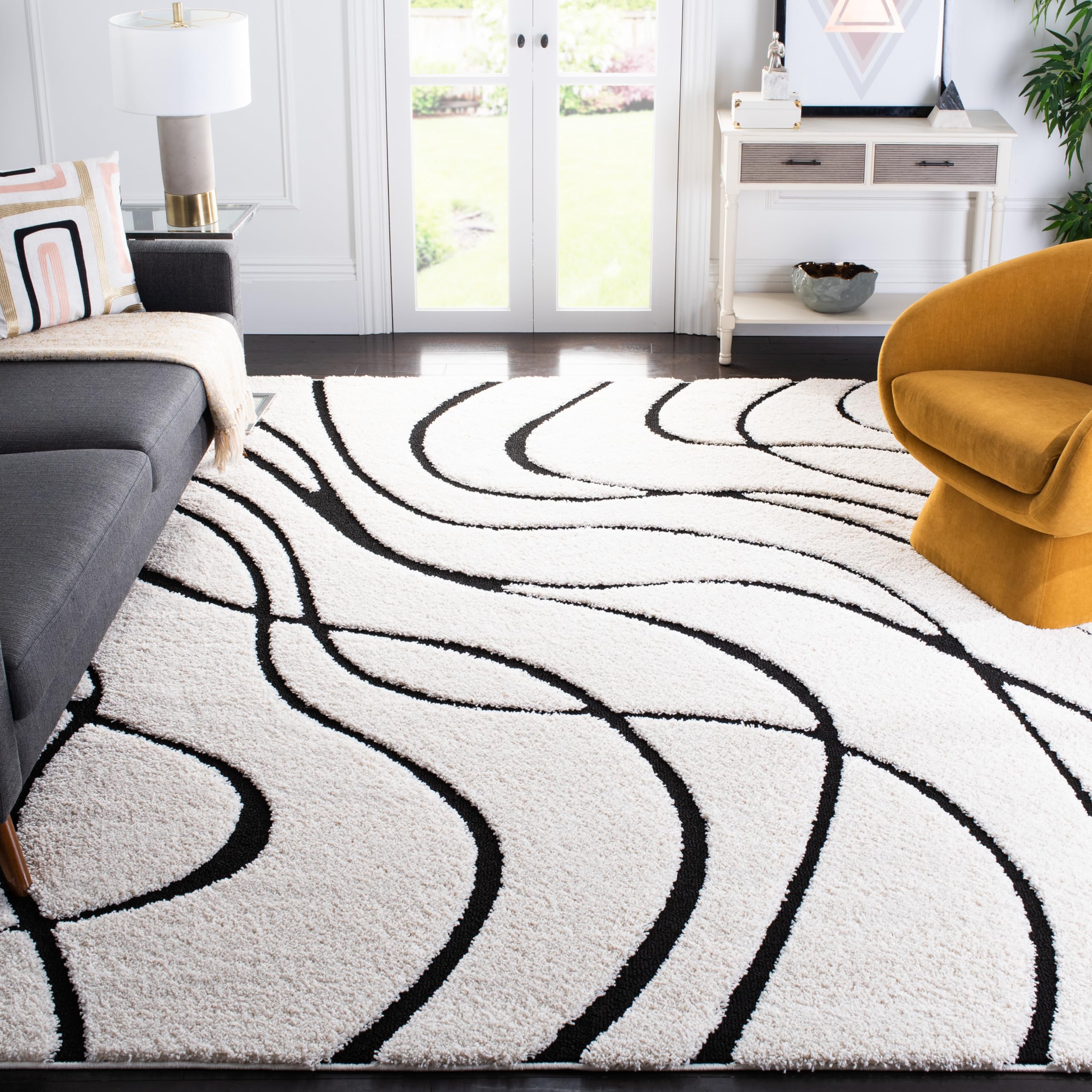 SAFAVIEH Florida Shag Collection Area Rug - 6' x 9', Ivory & Black, Non-Shedding & Easy Care, 1.2-inch Thick Ideal for High Traffic Areas in Living Room, Bedroom (SG471-1290) Image SAFAVIEH Florida Shag Collection Area Rug - 6' x 9', Ivory & Black, Non-Shedding & Easy Care, 1.2-inch Thick Ideal for High Traffic Areas in Living Room, Bedroom (SG471-1290) Image