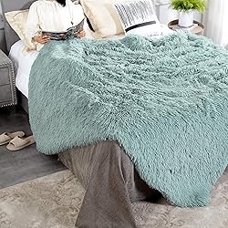 JONIYEAR Extra Large Decorative Fluffy Faux Fur