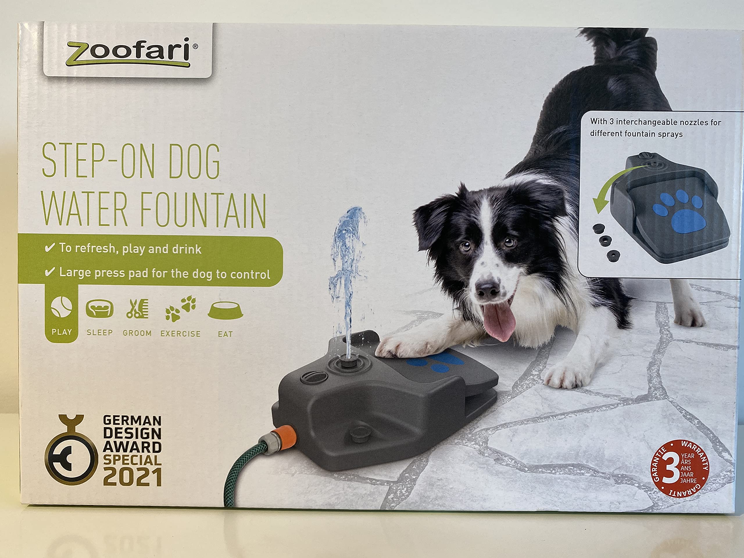 Zoofari Step-On Dog Water Fountain To refresh, play and drink with large press pad for the dog to control