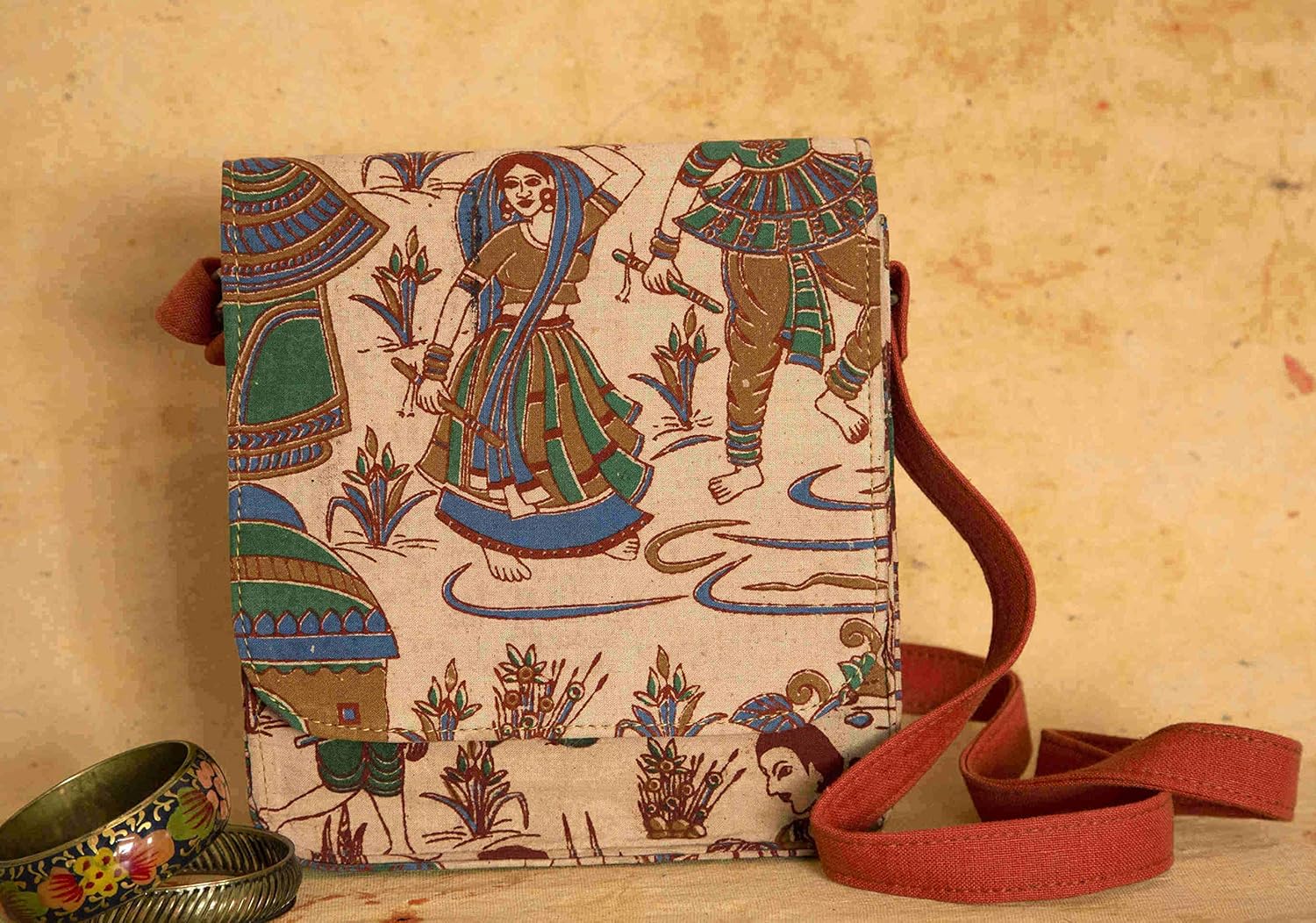 sling bag with multiple pockets