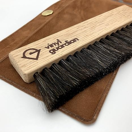 Schallplatten Reinigungsbürste aus Ziegenhaar, record cleaning brush, Schallplattenbürste braun