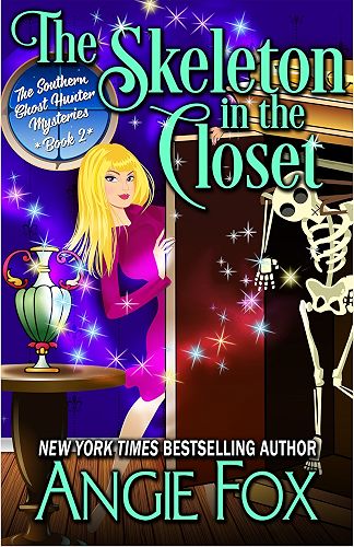 Download The Skeleton in the Closet (Southern Ghost Hunter Mysteries Book 2) (English Edition) PDF
