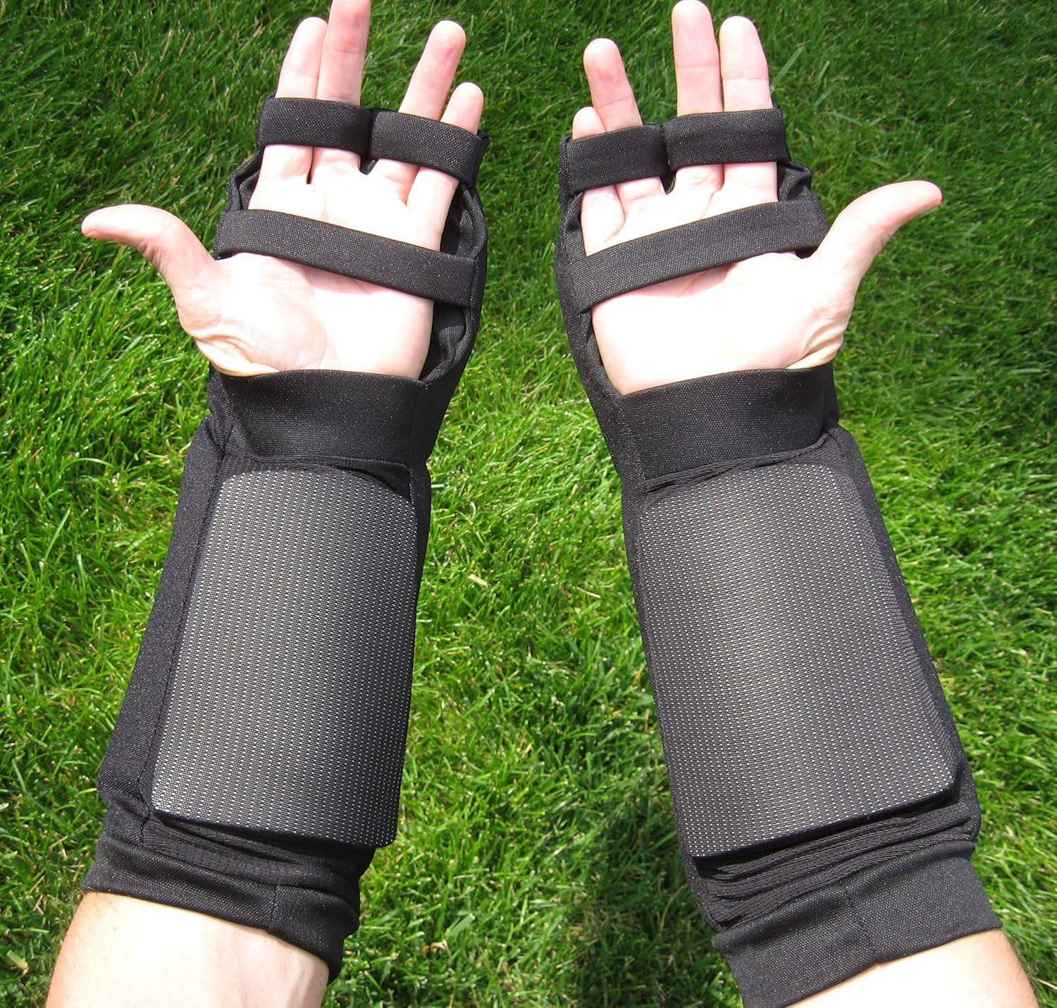 Adams USA Trace Plus Football All Around Arm Guard : Football Hand And Arm Pads : Sports & Outdoors