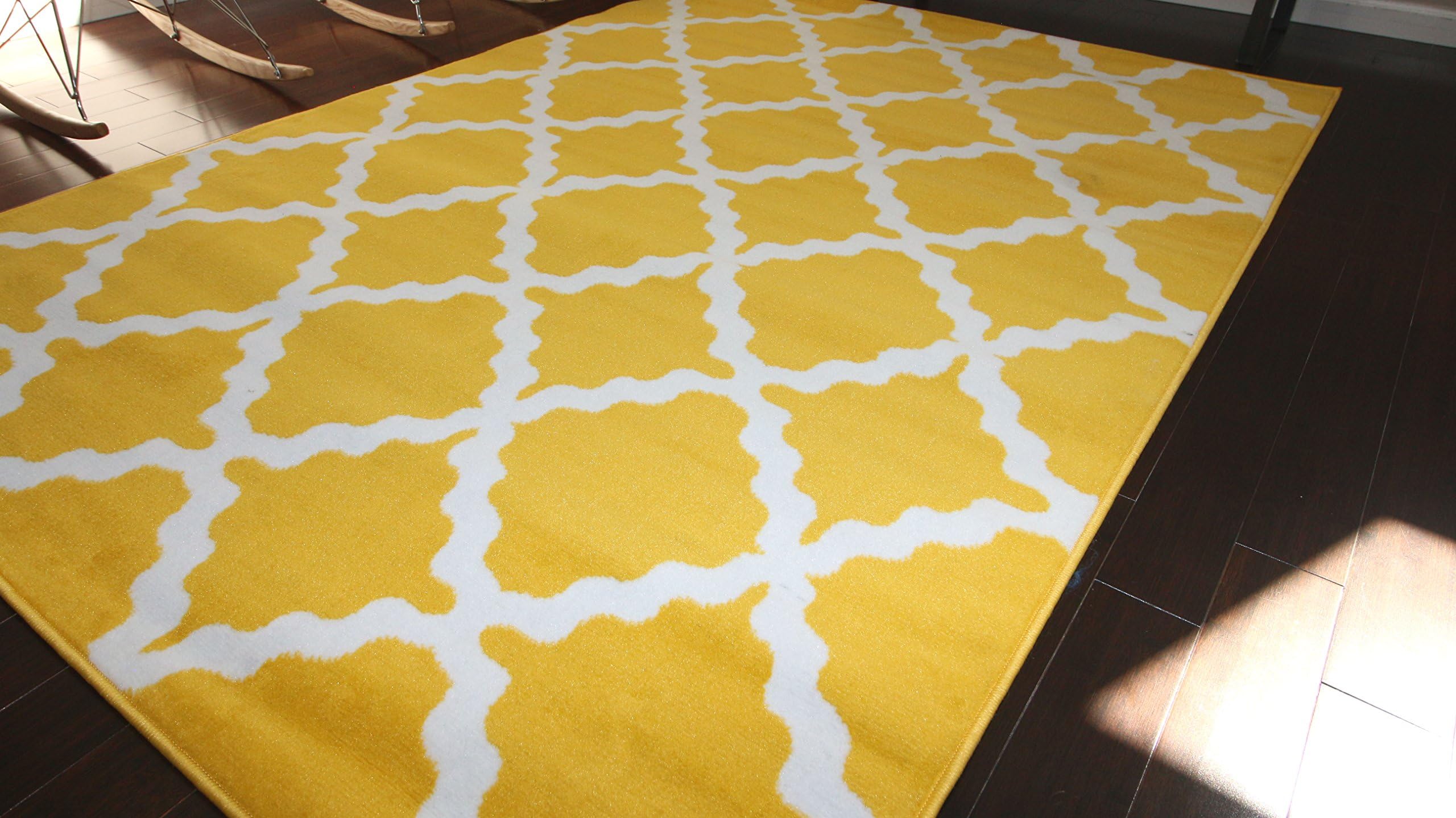 Generations Contemporary Pattern Bumblebee Yellow White Modern Area Rug Rugs 13x16 8041