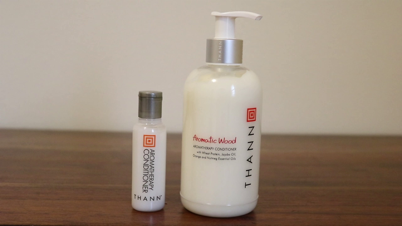 THANN Aromatic Wood Aromatherapy Conditioner 200 g. Beauty