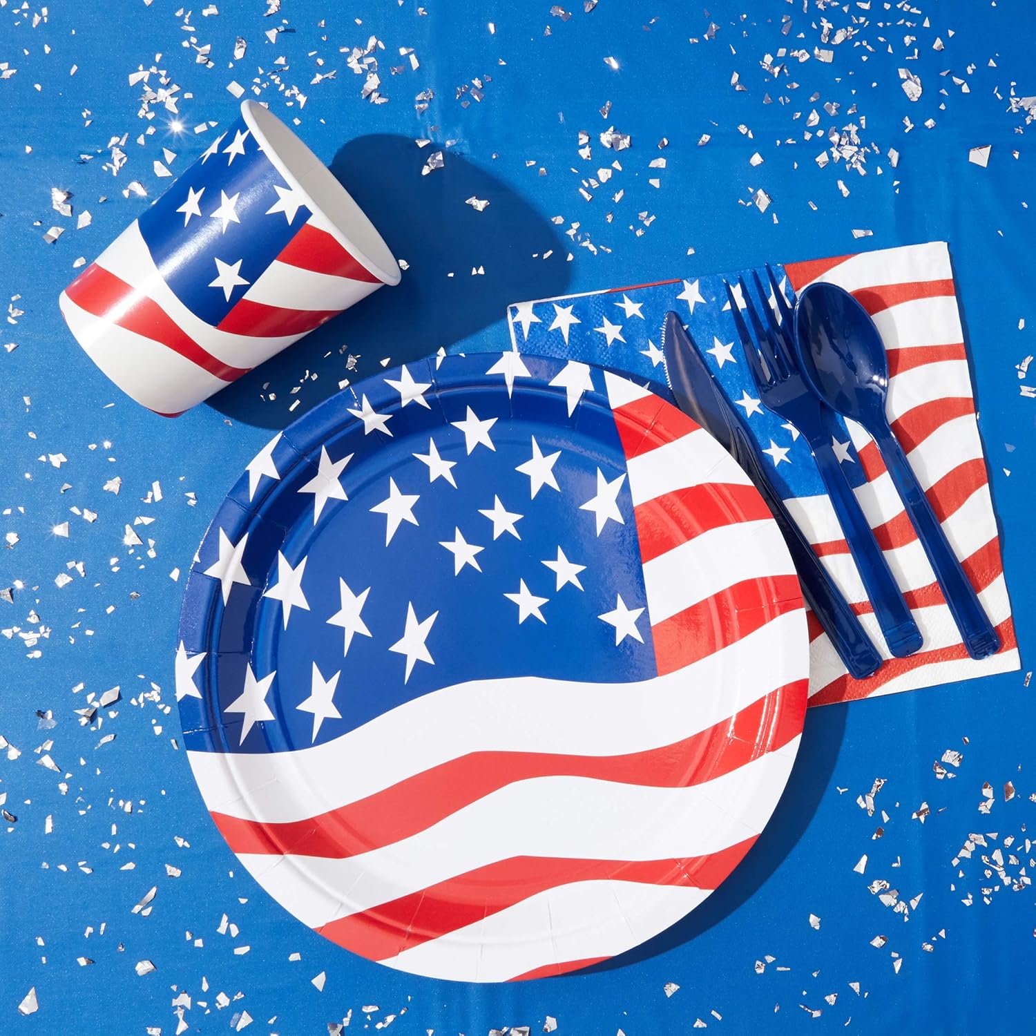 American Flag Party Bundle, Includes Paper Plates, Napkins, Cups and Cutlery (Serves 24, 144 Total Pieces): Toys & Games