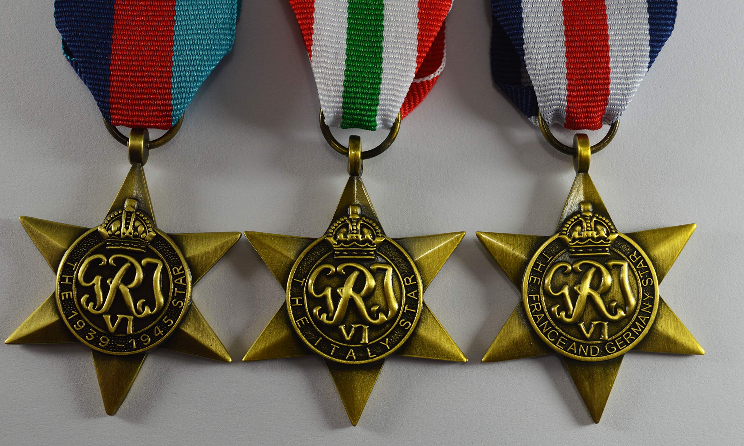 The Commemorative Coin Company Set of 3 WW2 Campaign Star Medals & Ribbons.1939-1945, Italy, France & Germany