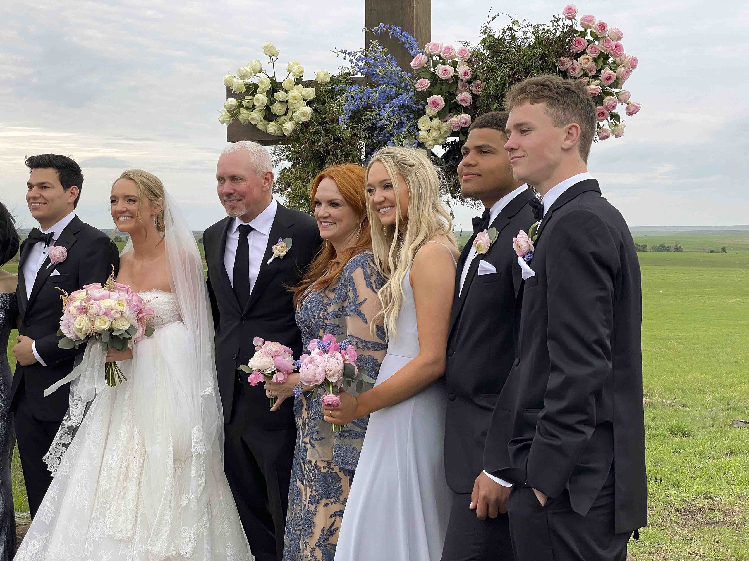 Watch The Pioneer Woman Ranch Wedding, Season 1 Prime Video