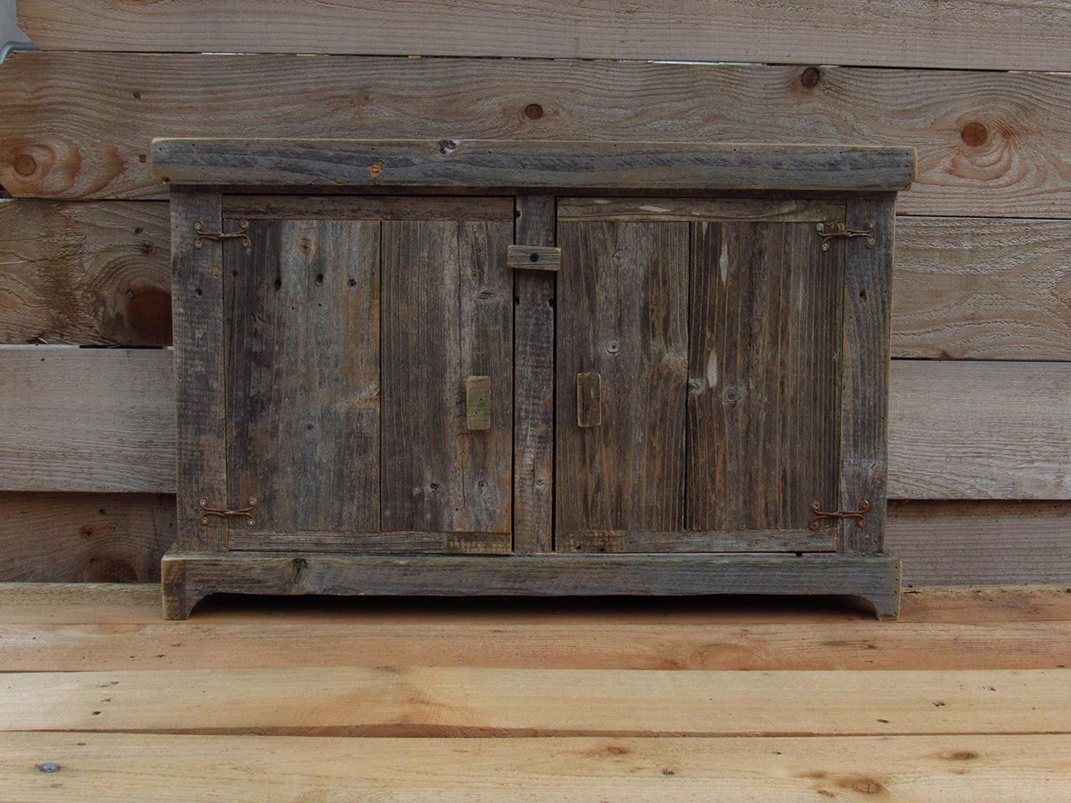 Amazon Com Distressed Rustic Essential Oil Medicine Cabinet
