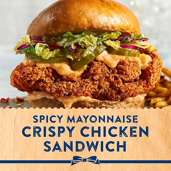 HELLMANN’S SPICY MAYONNAISE DRESSING SQUEEZE BOTTLE 1 CT FOR A RICH, CREAMY CONDIMENT MADE WITH REAL CHILI PEPPERS 11.5 OZ