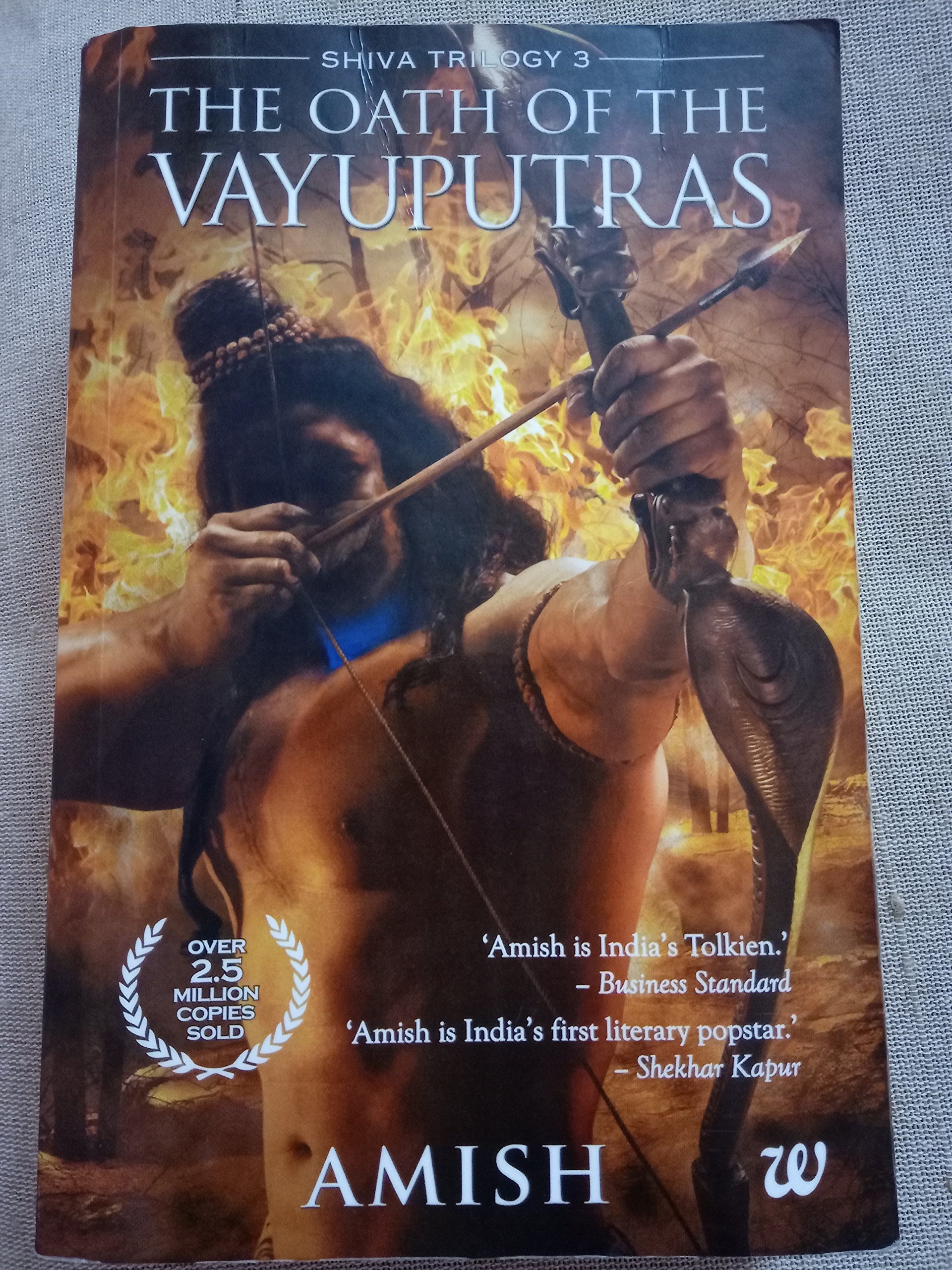 the oath of the vayuputras shiva trilogy 3