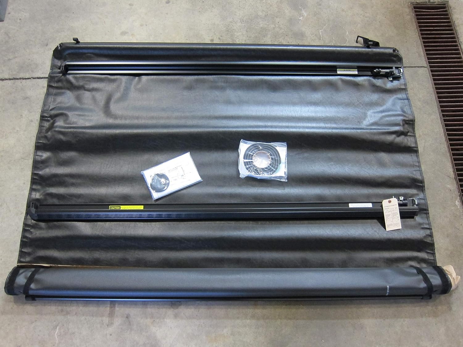 Mopar 2019 Dodge Ram 1500 Soft Roll Up Tonneau Cover For 5 7 Bed New Oem Tonneau Covers Amazon Canada