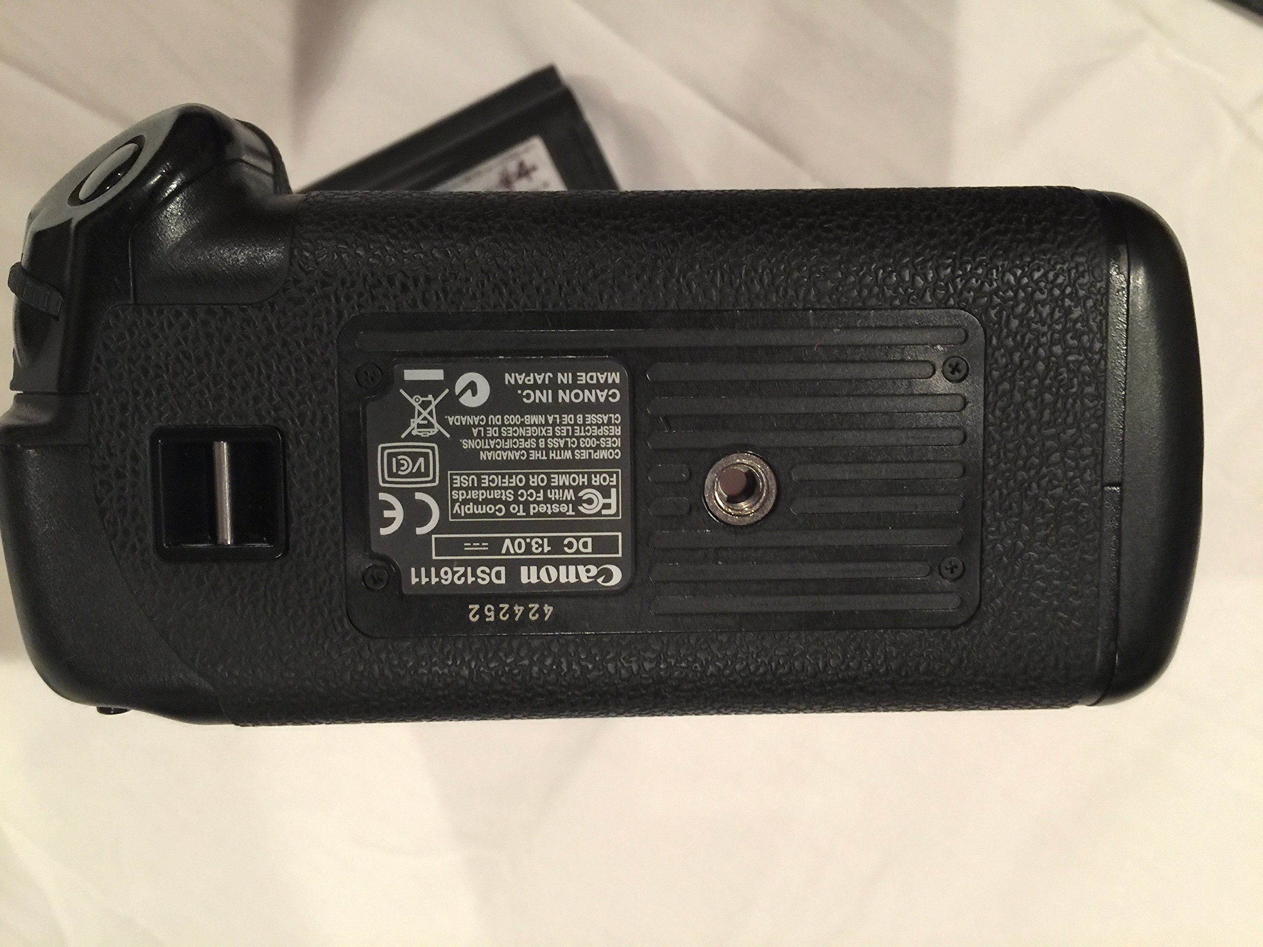 Canon EOS 1D Mark II N DSLR Camera (Body Only) (OLD MODEL)