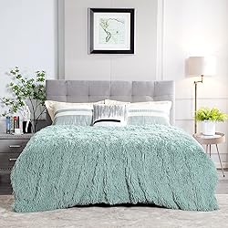 JONIYEAR Extra Large Decorative Fluffy Faux Fur