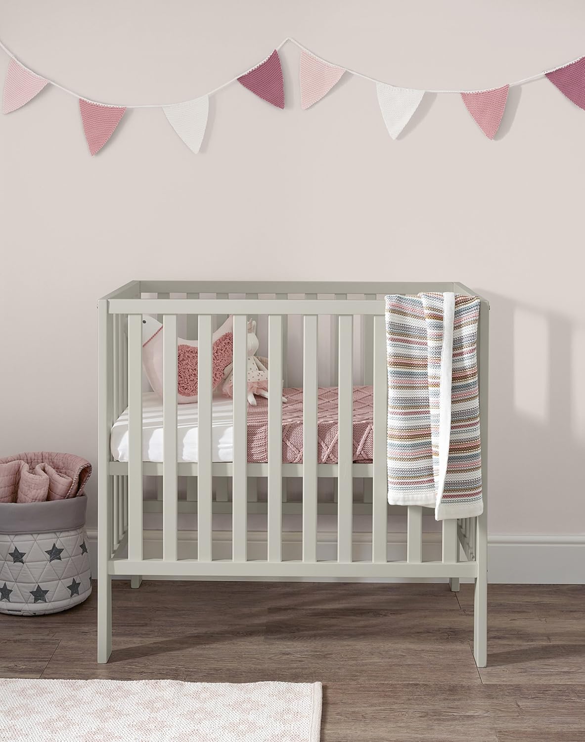 mini cot mamas and papas