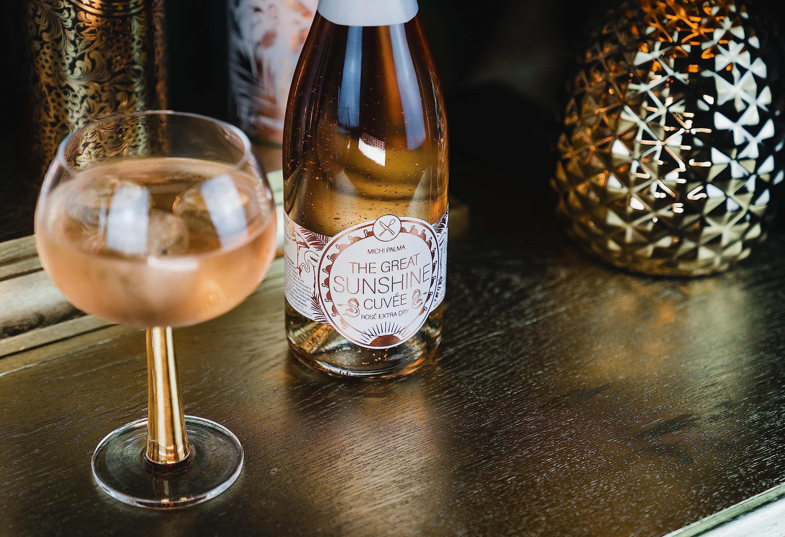 Michi Palma | The Great Sunshine Cuvée Rosé Extra Dry (1 x 0.75 l) | Mit 23 Karat reinem Blattgold und edler Geschenkverpackung | Goldene Geschenkidee 3