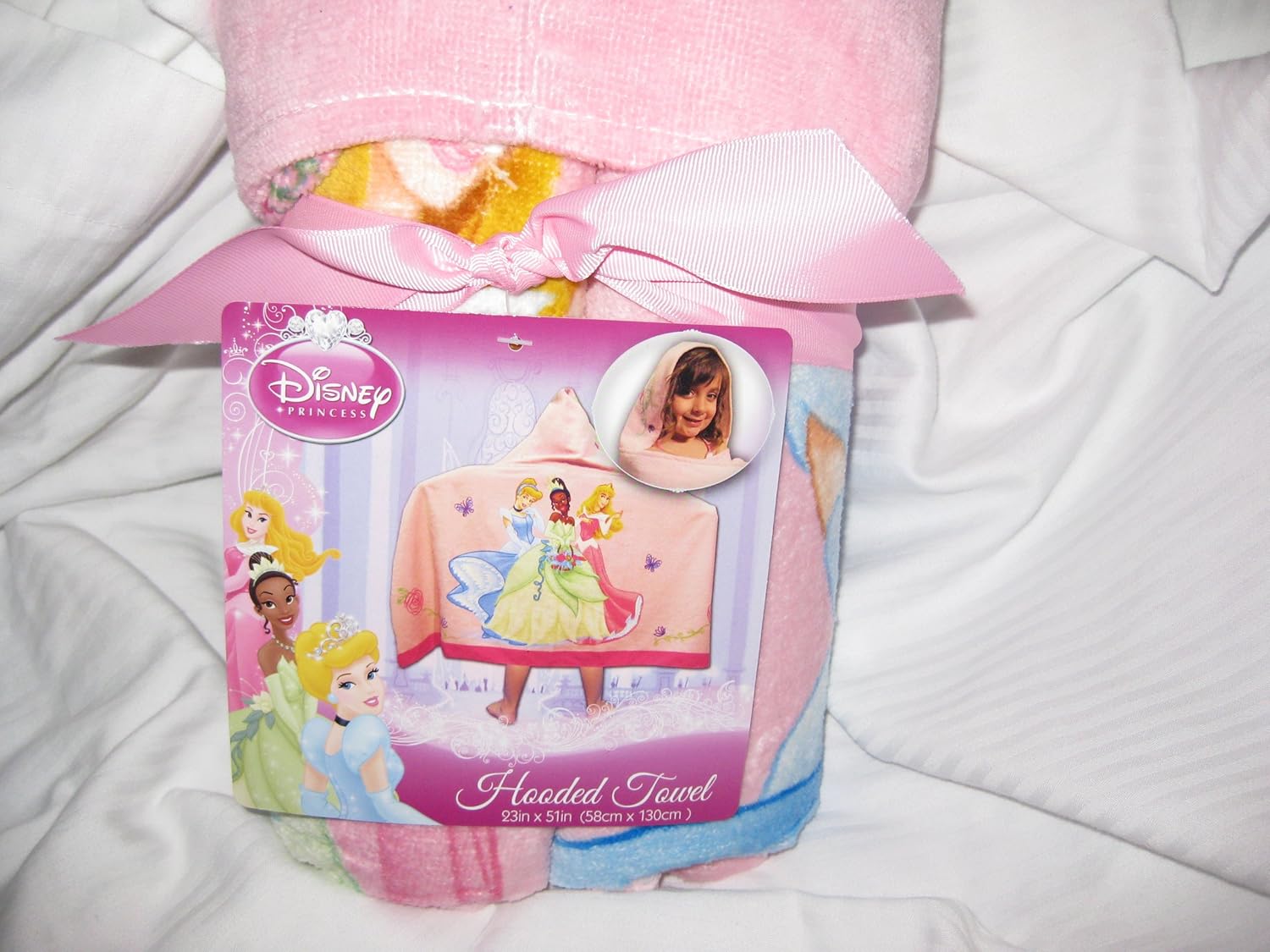 Disney Princess Hooded Towel Features Cinderella, Tiana and Aurora