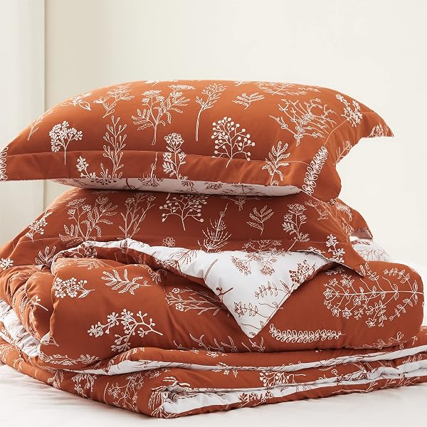 BEDSURE TERRACOTTA QUEEN COMFORTER SET – REVERSIBLE FLORAL BED SET, SOFT SUMMER LIGHTWEIGHT BEDDING FOR BEDROOM, 1 SOFT BOTANICAL FLOWERS COMFORTER AND 2 PILLOW SHAMS