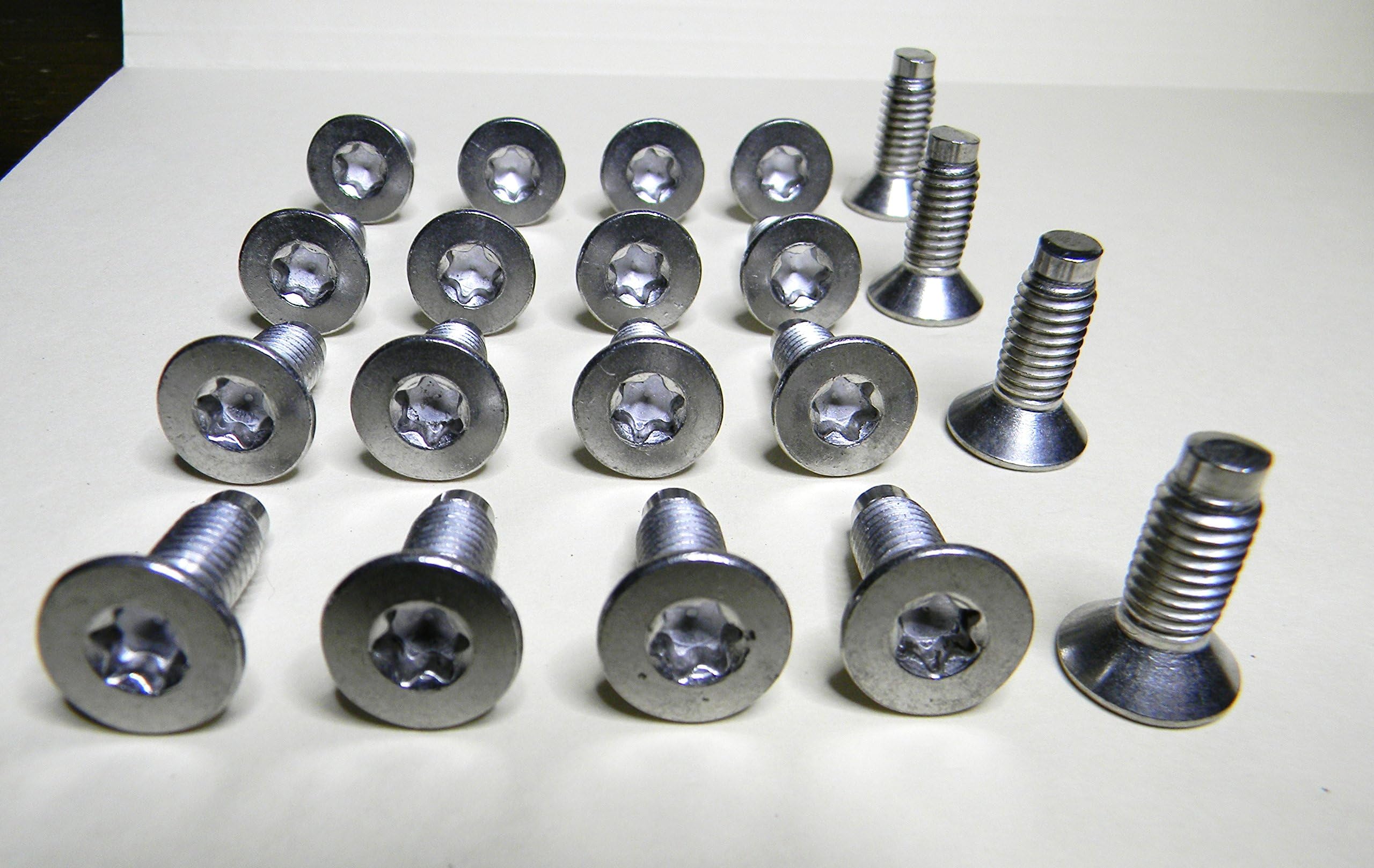 20 Ea / STAINLESS STEEL / 1976-2006 JEEP CJ / YJ / TJ WRANGLER WINDSHIELD TORX SCREWS NEW