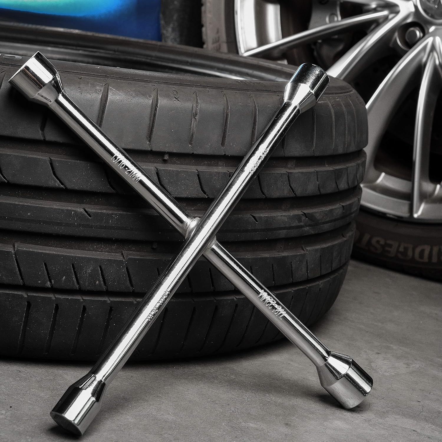 EPAuto 14" Heavy Duty Universal Lug Wrench, 4-Way Cross Wrench: Home Improvement