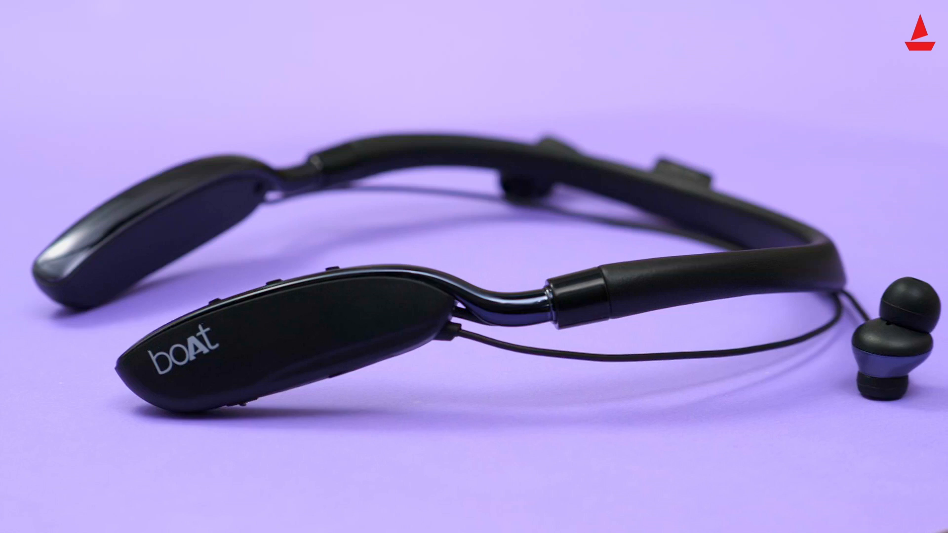 boAt Rockerz 385 Wireless Bluetooth 