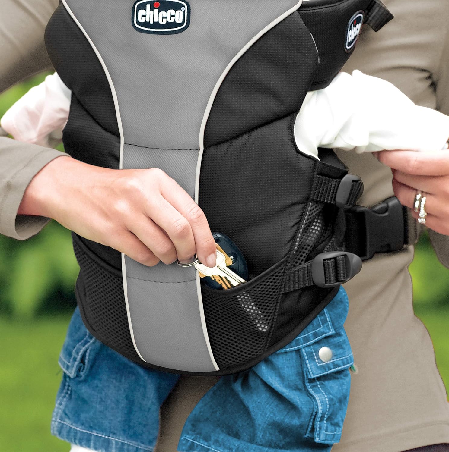 chicco 2 in 1 infant carrier