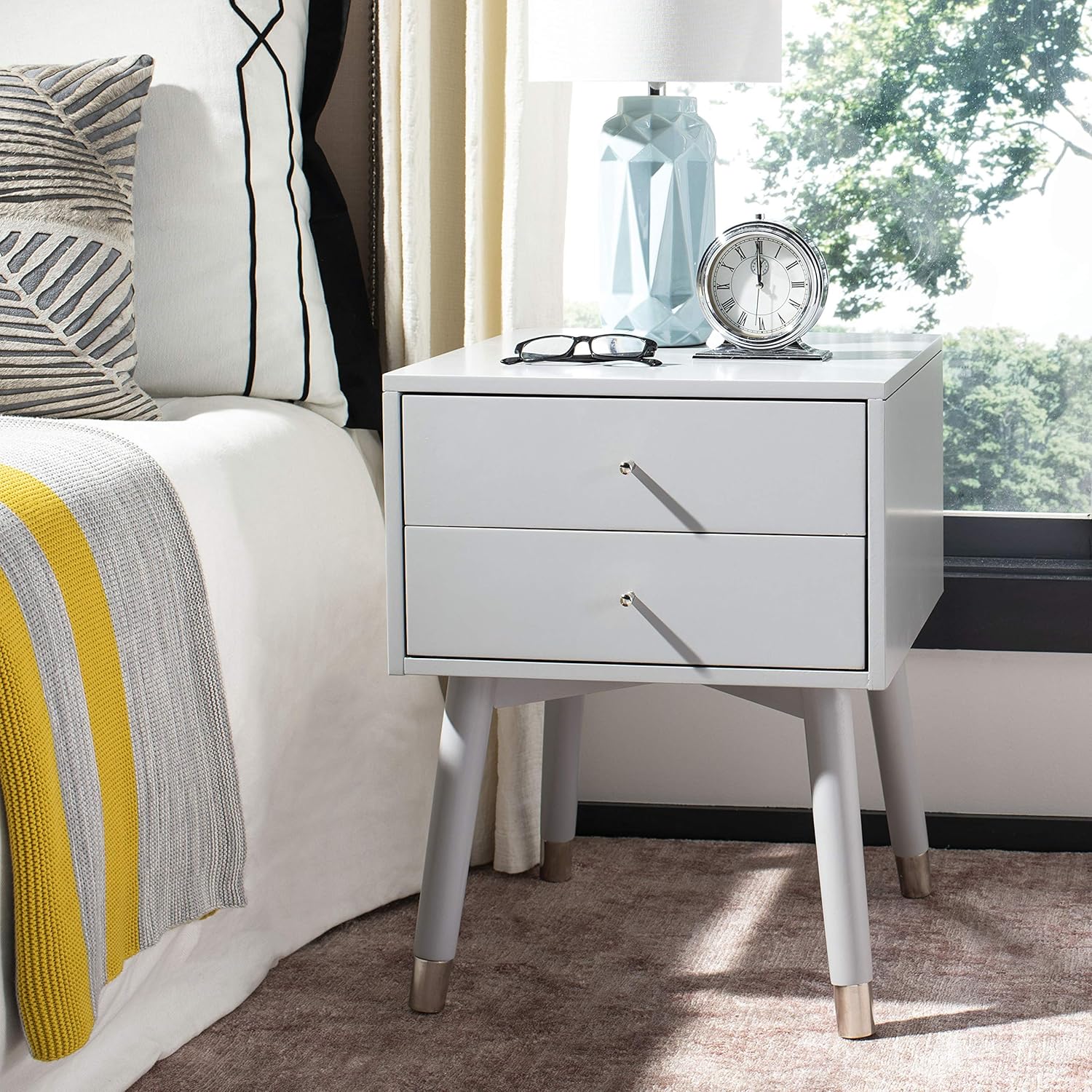 Safavieh Home Collection Lyla Mid Century Retro Grey and Silver Nightstand