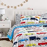 Amazon Basics Easy Care Super Soft Microfiber Kid's Bed-in-a-Bag Bedding Set - Full / Queen, Multi-Color Racing Cars