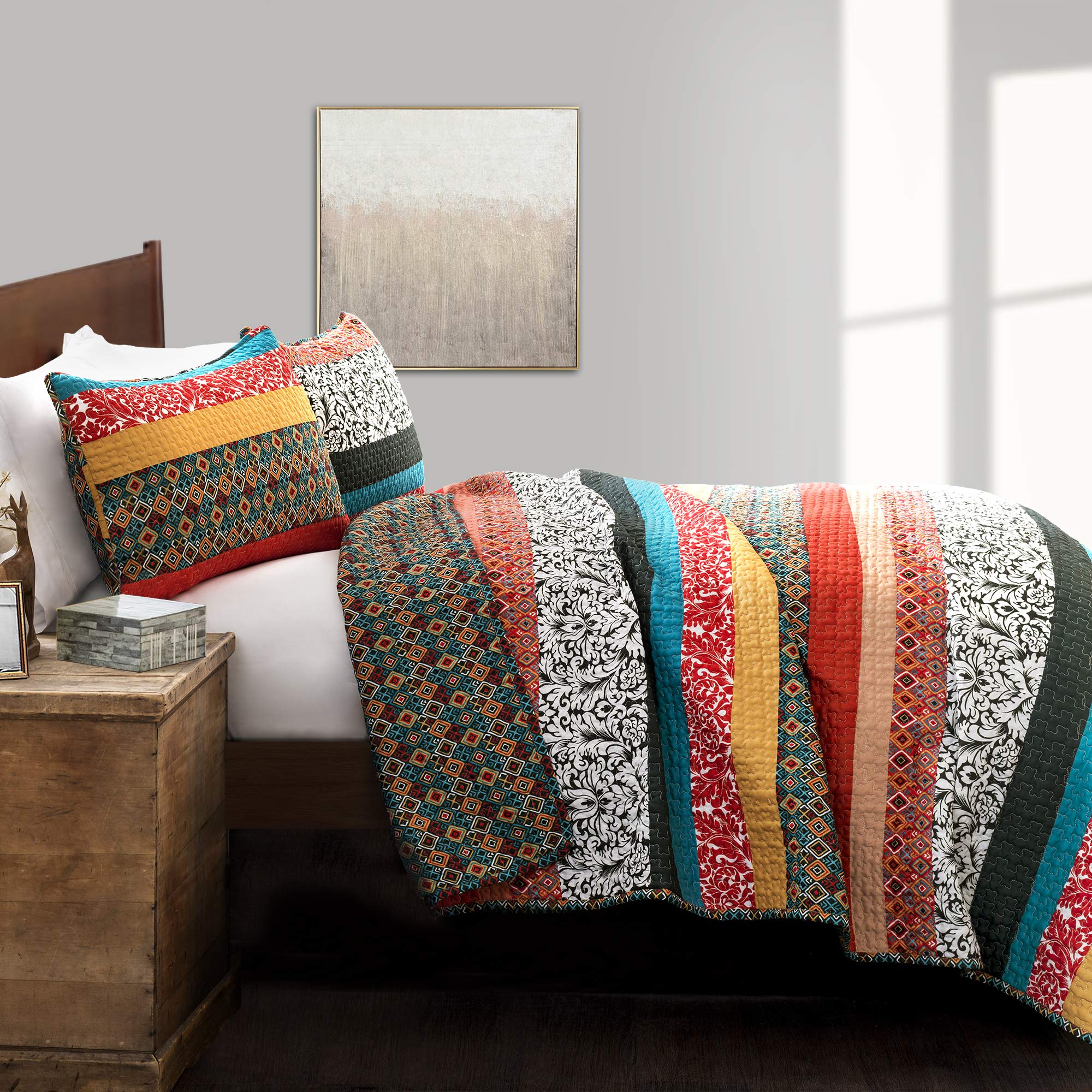 Lush Decor Boho Stripe Quilt Reversible 3 Piece Bohemian Design Bedding