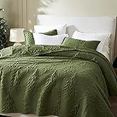WDCOZY Olive Green Christmas Oversized California King Size Quilt Bedding Sets with Pillow Shams, Cal King Soft Lightweight Bedspread Coverlet, 3 Pieces, 118x106 inches