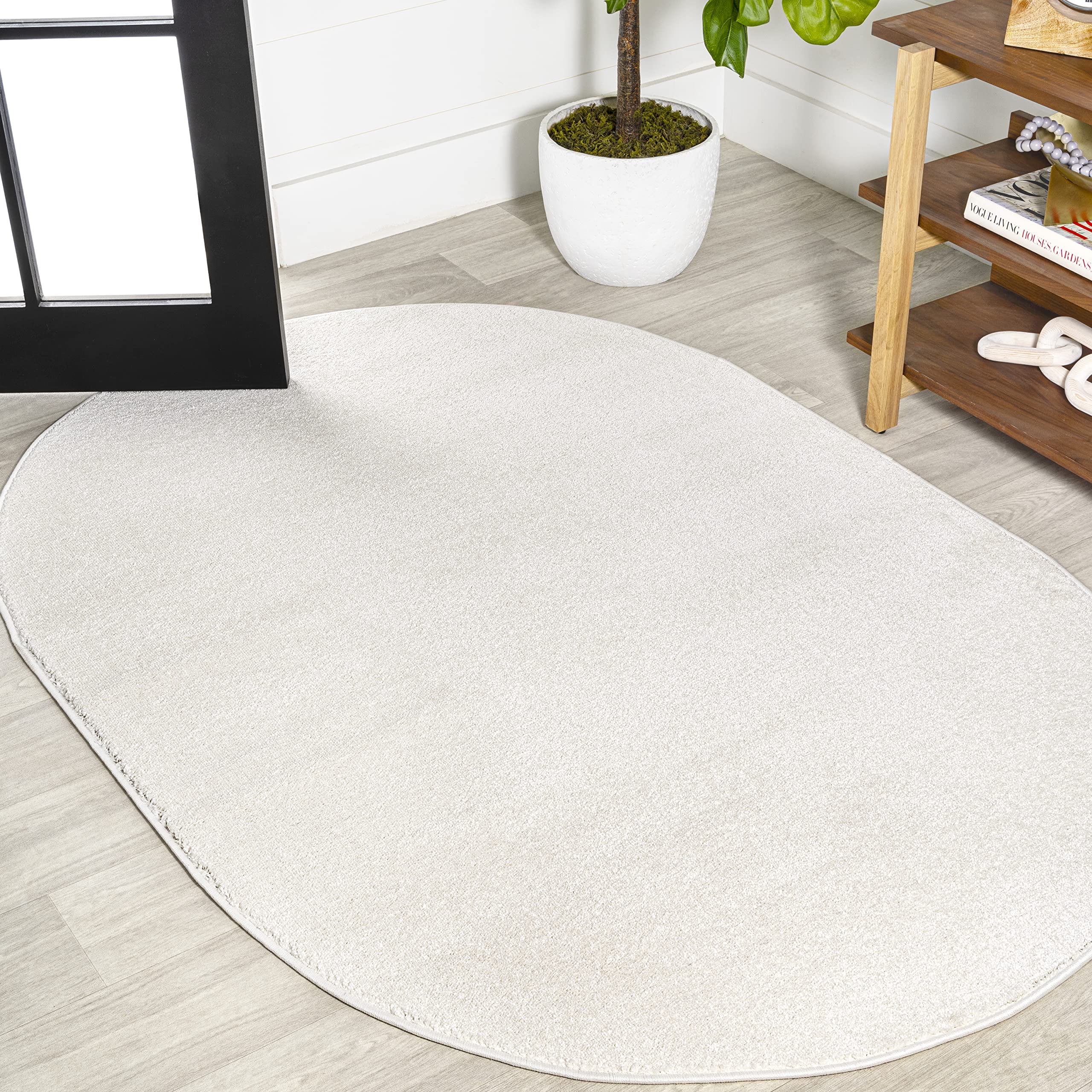 JONATHAN Y SEU100T-4OV Haze Solid Low-Pile Indoor Area-Rug, Coastal, Bohemian, Minimalist Easy-Cleaning,Bedroom,Kitchen,Living Room,Non Shedding, Cream, 4 X 6 Oval