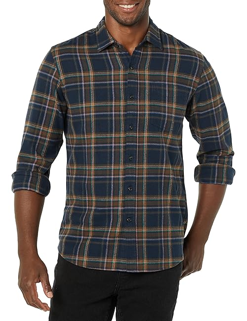 Amazon Essentials Men's Flannel Shirts Long Sleeve, Slim-Fit Button Down Plaid, Brown Dark Navy Plaid, Medium