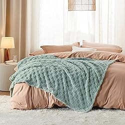 Bedsure Sage Green Fleece Blanket for Couch - Super