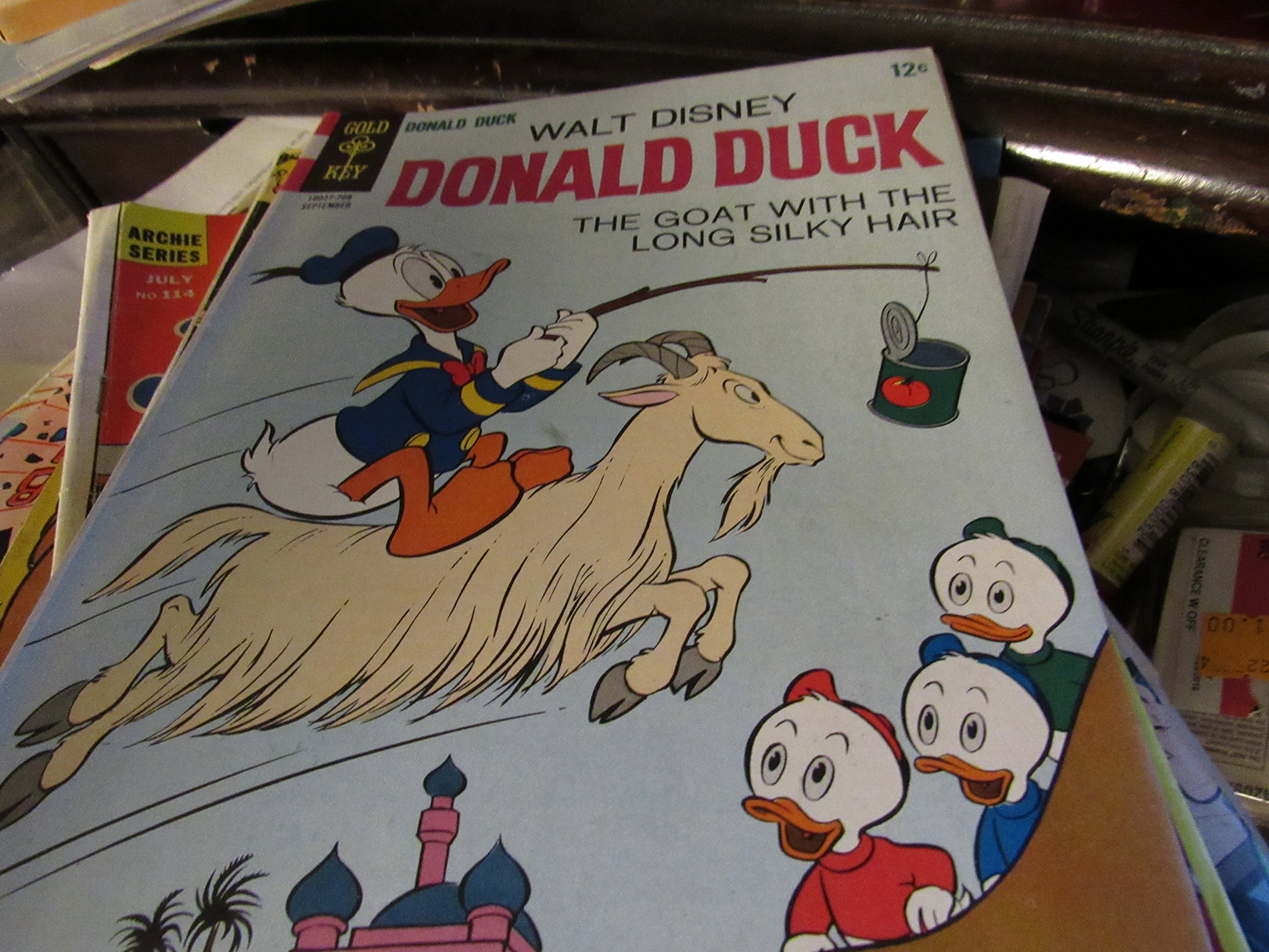 Donald Duck Issue 115 The Goat With The Long Silky Hair Amazon