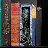Toy Vault Cthulhu Bookshelf Insert Resin Bookend Home Decor Statue view 2