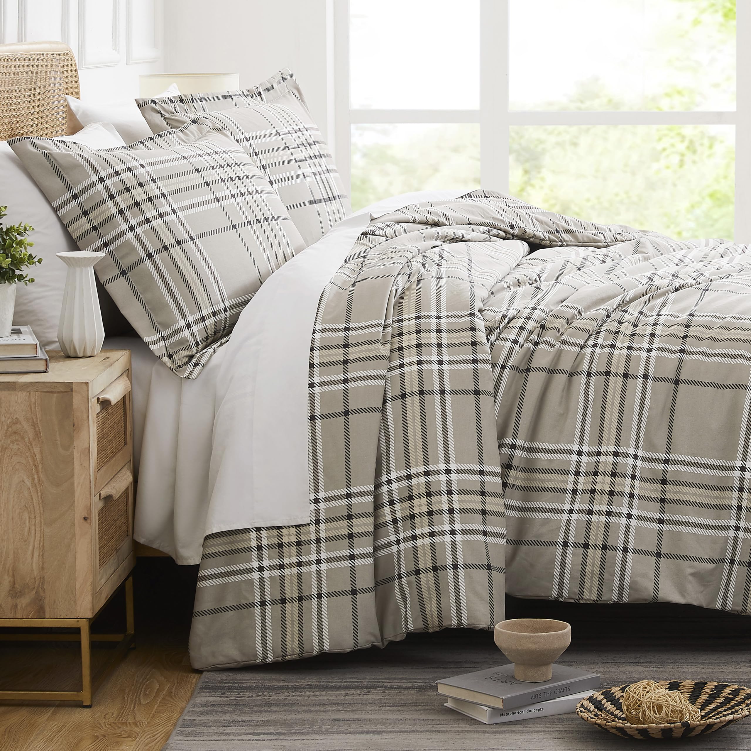 Photo 1 of Southshore Fine Living, Inc. Plaid Bedding Duvet Cover, Queen Size/Full Size - Hotel Quality Full/Queen Duvet Cover Set - 1 Duvet Cover Full/Queen, 2 Pillow Shams - Vilano Plaid Mocha