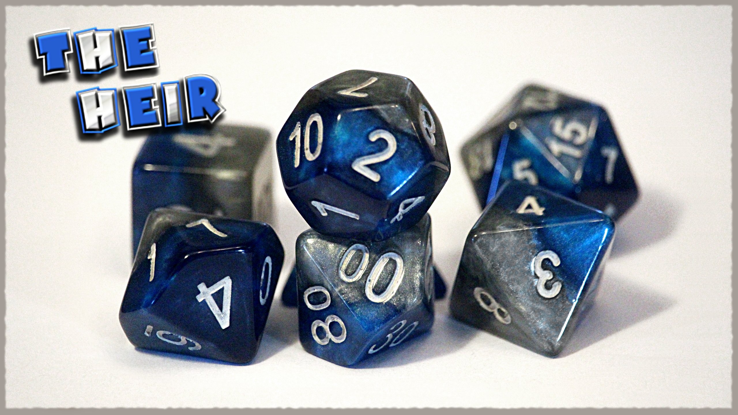 - No Manufacturer - Halfsies Dice - The Heir (Poly 7 Set)