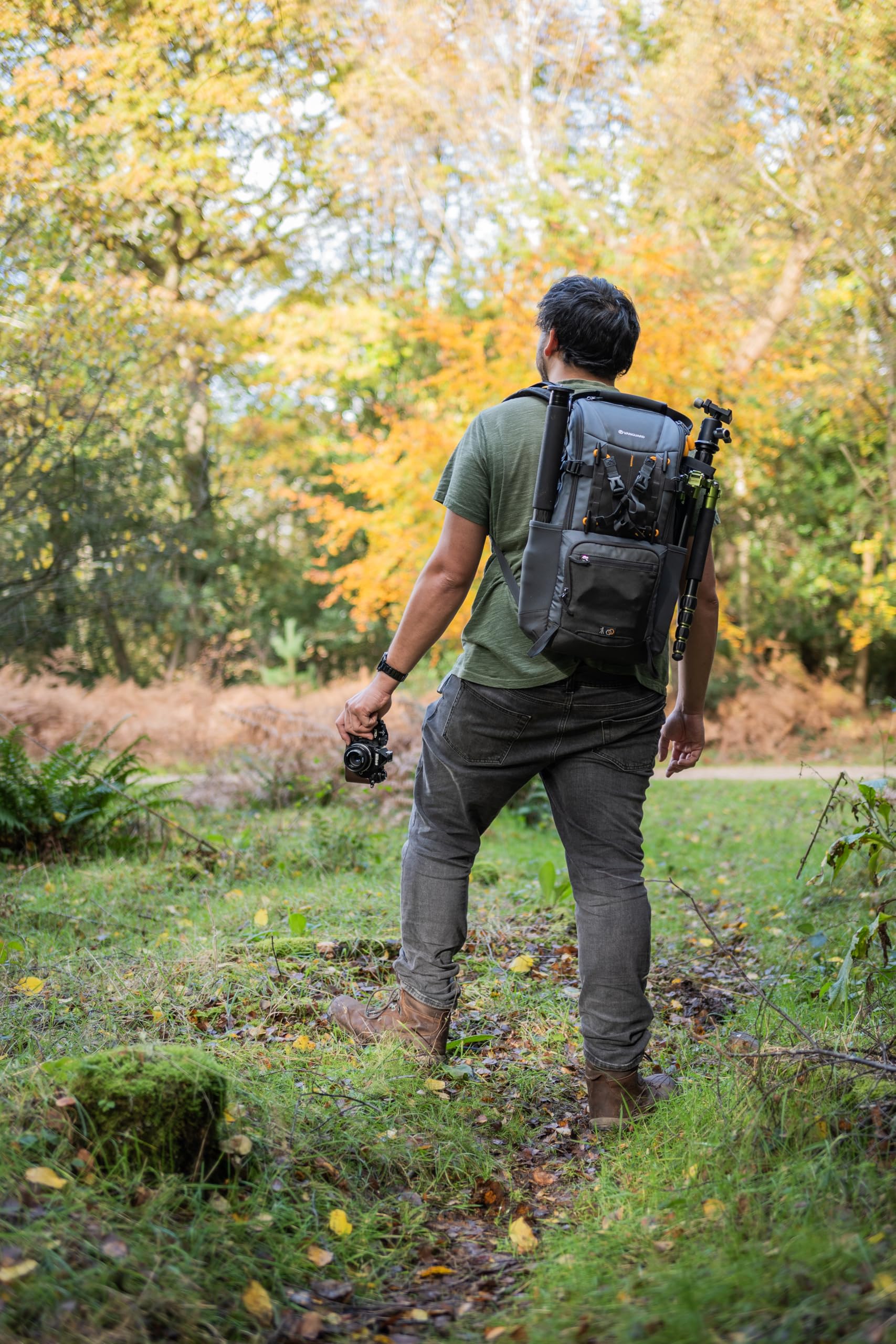 VANGUARD Alta Sky 42 Camera Backpack for DSLR or Mirrorless Camera
