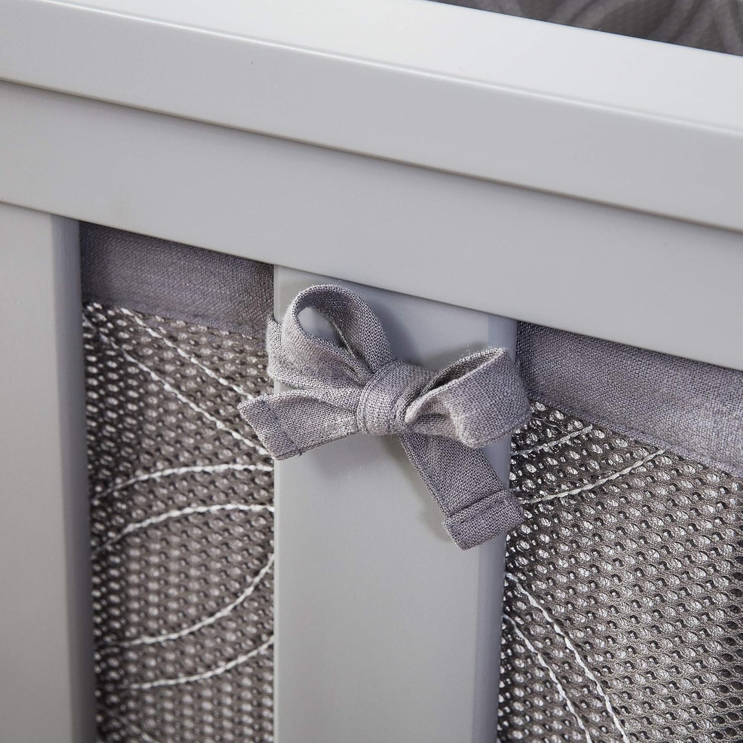 BreathableBaby Deluxe Breathable Mesh Crib Liner, Embroidered Collection Links - Gray : Baby