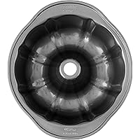 Wilton Perfect Results Premium Non-Stick 9.51-Inch Fluted Tube Pan