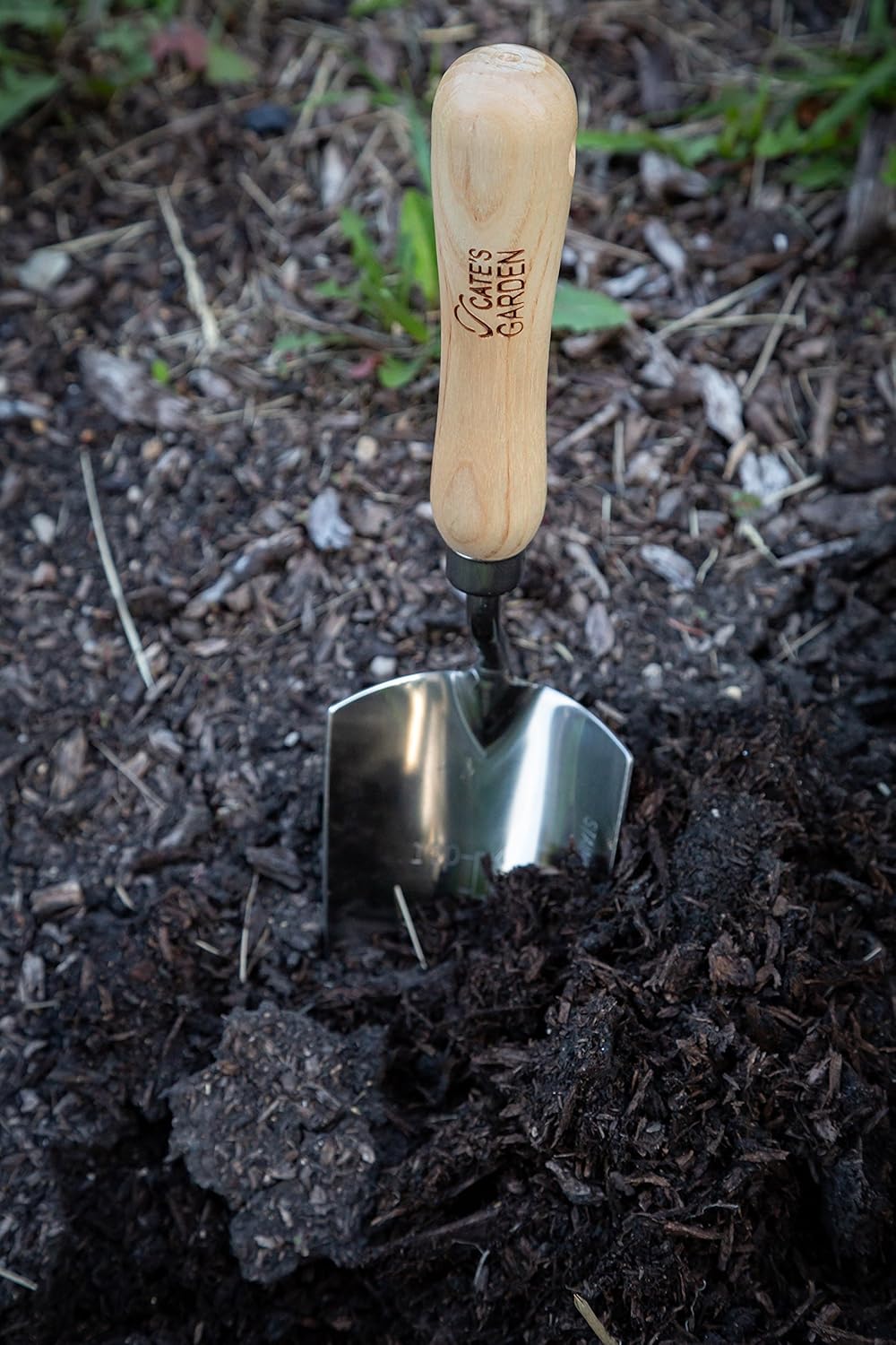 Cate's Garden Hand Trowel - Dig, Shovel and Plant - Heavy Duty Stainless Steel Garden Spade Tool, Smooth Vintage-Style Natural Ash Wood Handle and Leather Strap : Garden & Outdoor