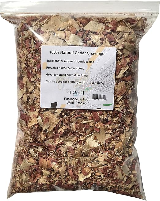 Natural Cedar Shavings (4 Quart) Garden & Outdoor
