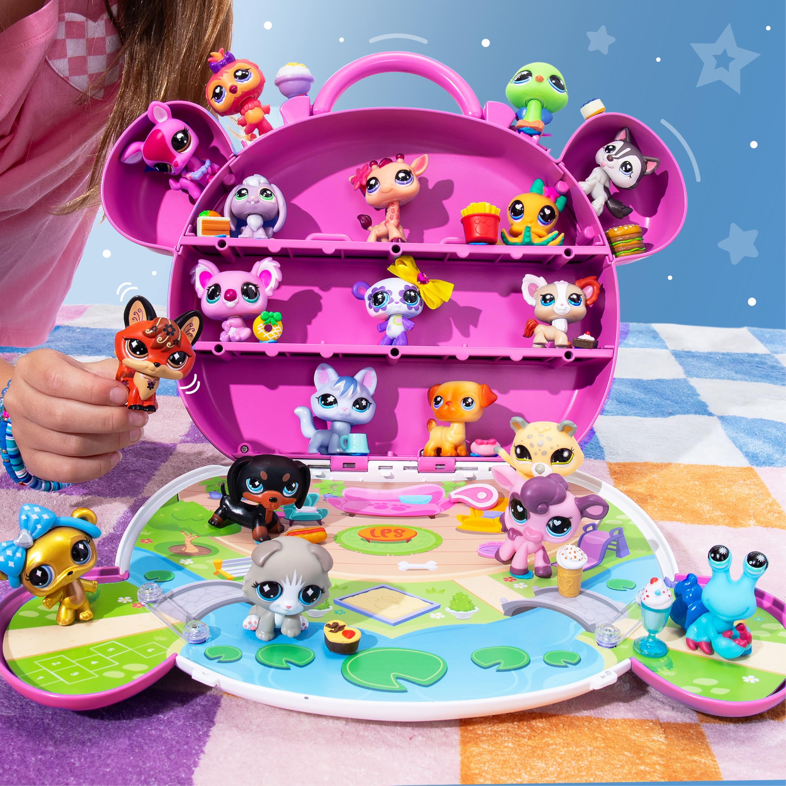 Littlest Pet Shop Collect & Display Collection - Series 4 - Gen 7 Authentic LPS Bobble Head Toy Figure, Collectible Toy Animal, Ages 4+