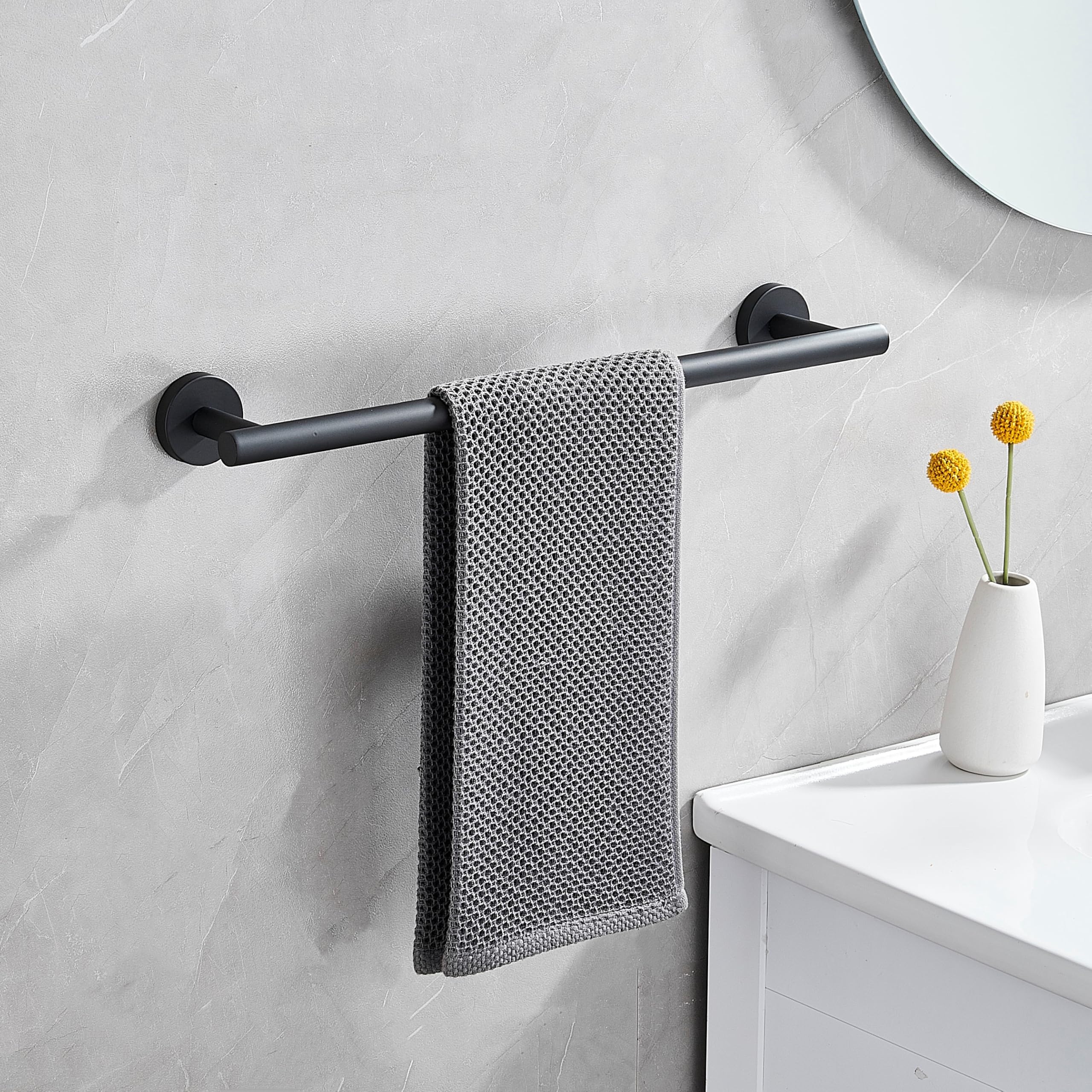 18Inch Bathroom Towel Bar, NSCMQSL Stainless Steel Towel Racks for Bathroom, Single Towel Rod for Bathroom Heavy Duty Wall Mounted Towel Rack Hanger(Matte Black)