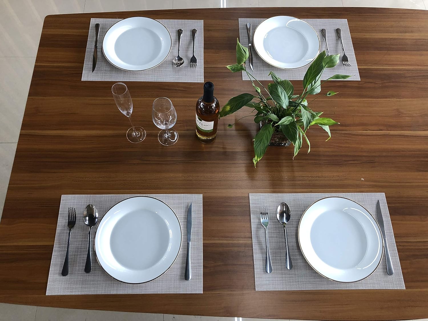 SUNSHINE FASHION Placemats,Placemats for Dining Table,Heat-Resistant Placemats, Stain Resistant Washable PVC Table Mats,Kitchen Table mats (4, Linen): Home & Kitchen