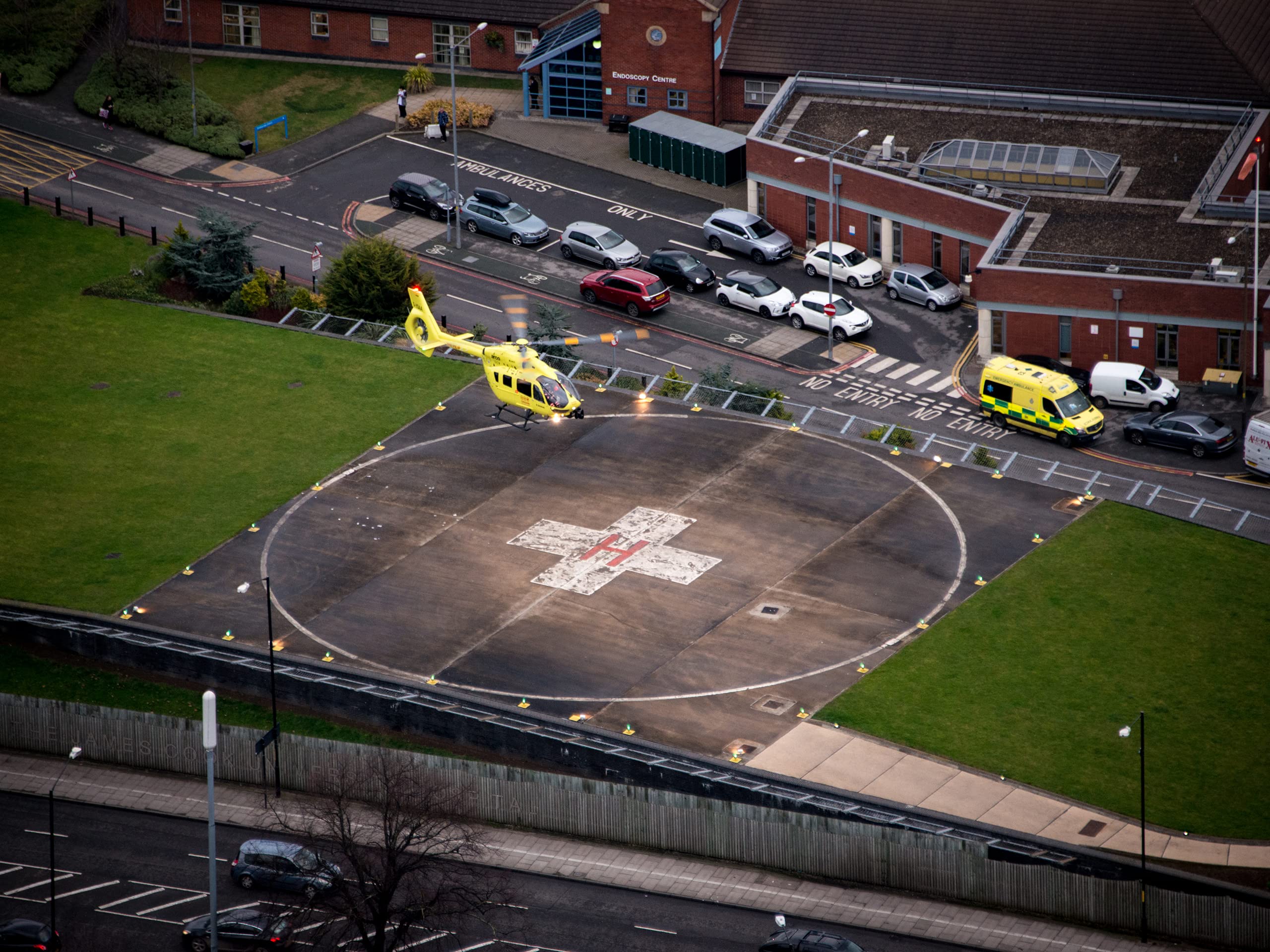 Watch Helicopter ER Season 3 Prime Video