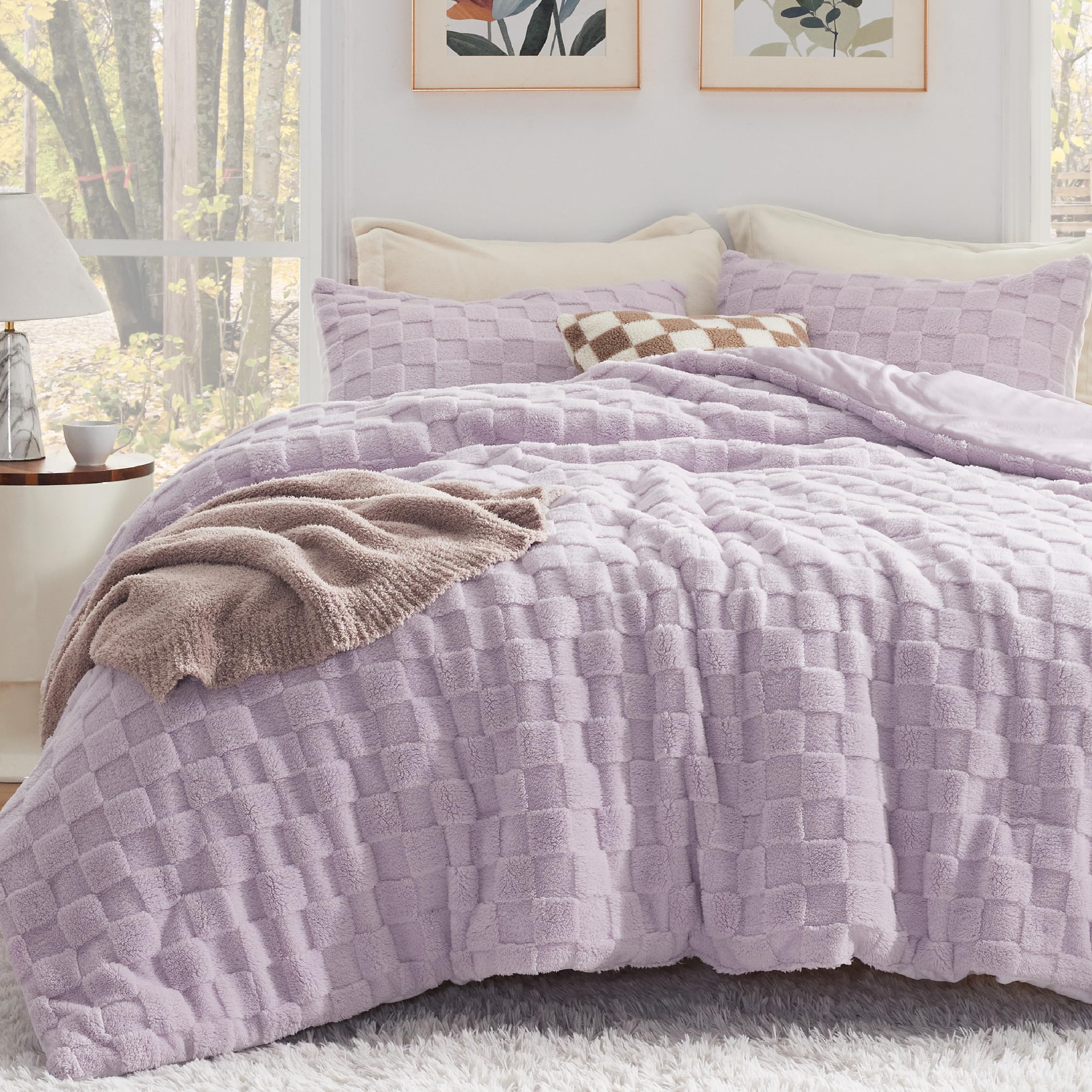 Bedsure Queen Fluffy Comforter Set, Light Purple Plush Fleece Bed Set, Checkered Farmhouse Boho Soft Warm Bedding for Winter, 3 Pieces, 1 Comforter (90"x90") and 2 Pillowcases (20"x26") Image