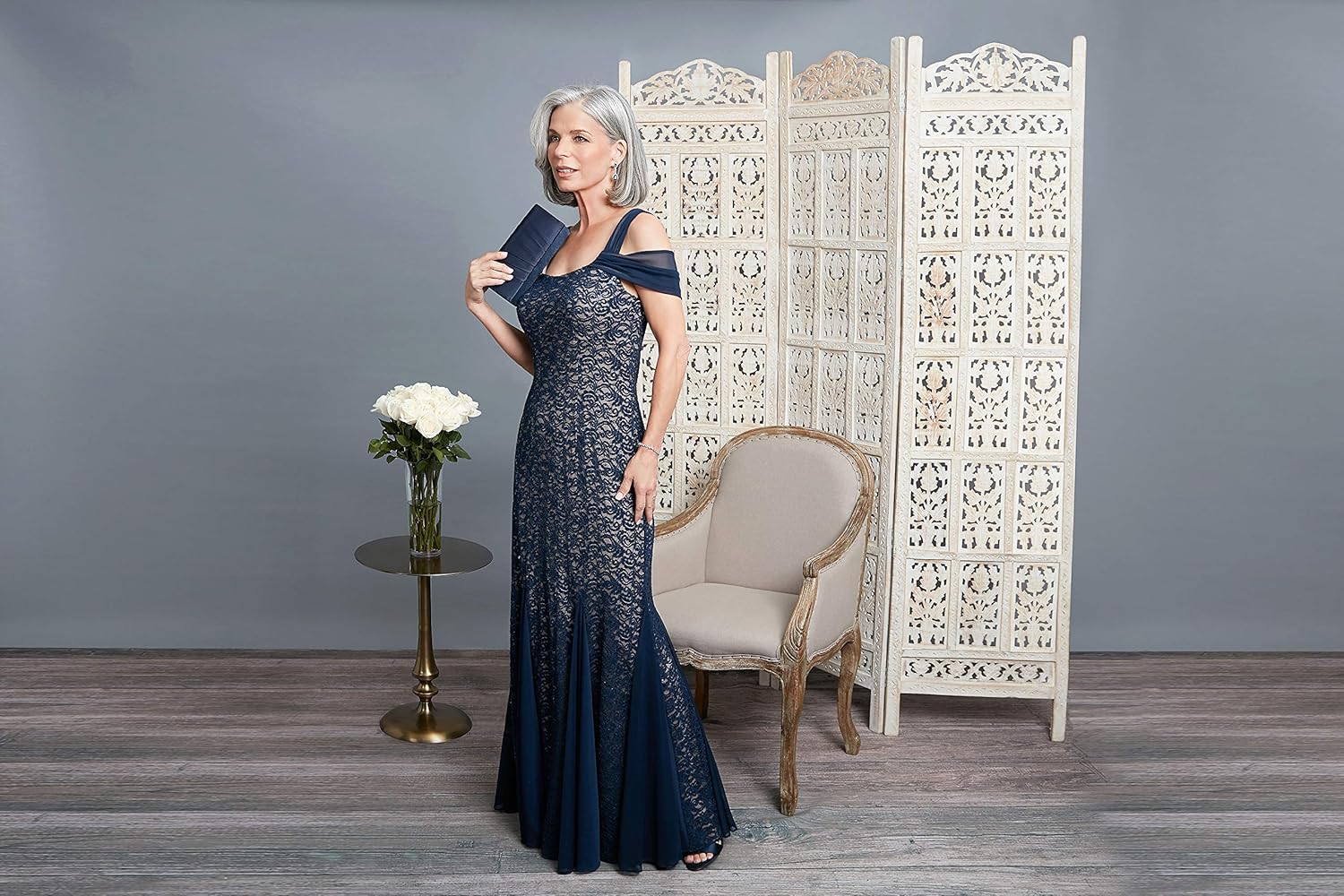 Alex Evenings Women's Long Cold Shoulder Dress (Petite and Regular Sizes): Clothing